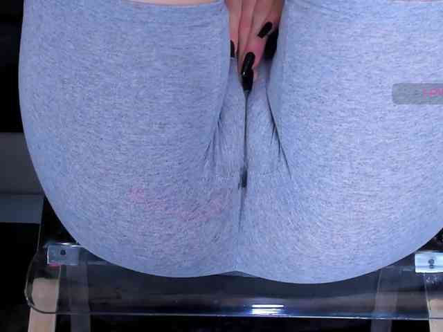 Kira-Kell's sex show image
