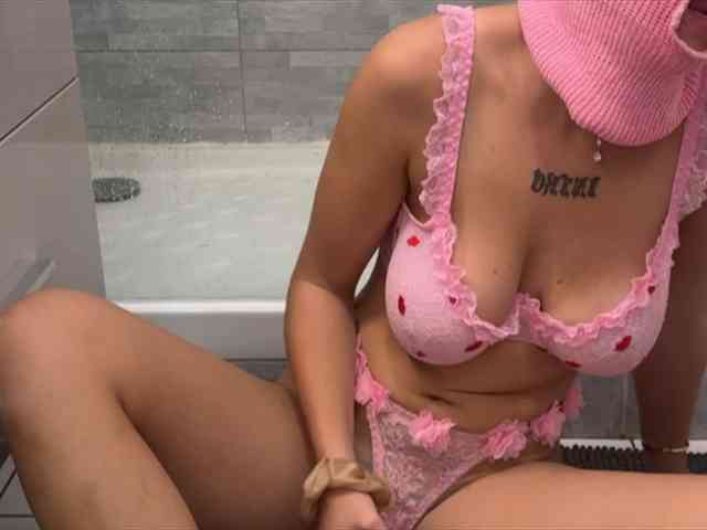Изображение секс-шоу модели thepinkmaskbabe