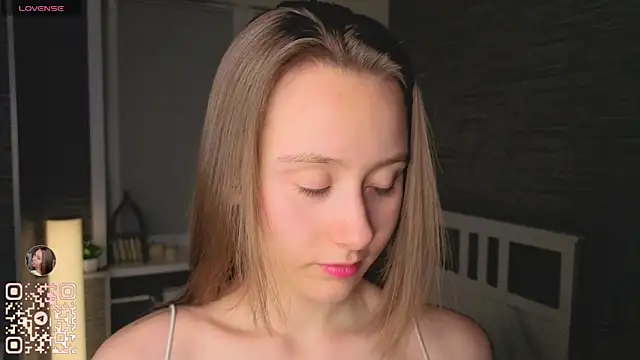 Изображение секс-шоу модели EthalBuffkin