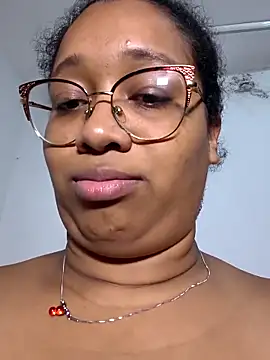 Yera_brown69's sex show image Yera_brown69's sex show image