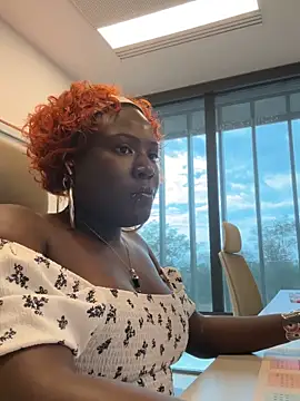 Sexshow-Bild von Miss-syanaa Sexshow-Bild von Miss-syanaa