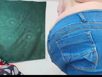 sexy_curvi's sex show image