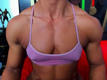 Изображение секс-шоу модели khloe_rossich