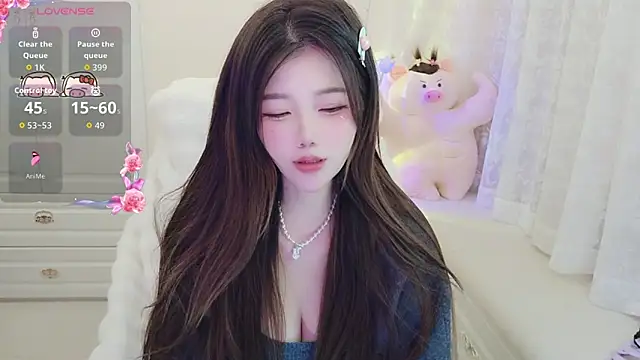 Coco-Di's sex show image