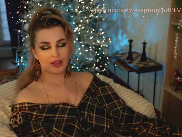 Sexshow-Bild von -Queen-Maria- Sexshow-Bild von -Queen-Maria-