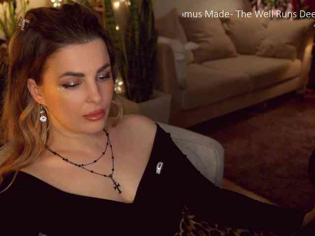 Изображение секс-шоу модели -Queen-Maria- Изображение секс-шоу модели -Queen-Maria-