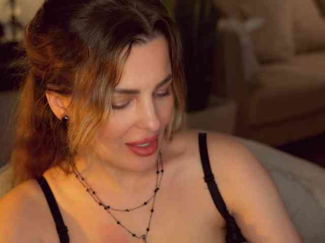 Изображение секс-шоу модели -Queen-Maria- Изображение секс-шоу модели -Queen-Maria-