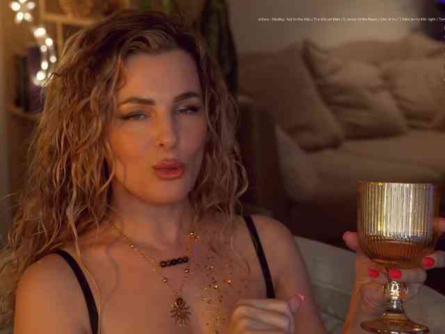 Изображение секс-шоу модели -Queen-Maria- Изображение секс-шоу модели -Queen-Maria-