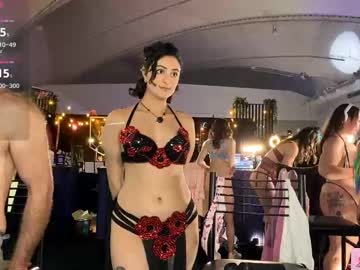 maevemads's sex show image