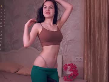 aveloria's sex show image