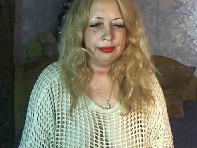 SoftGella's sex show image