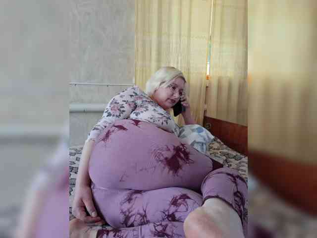 Vika211's sex show image