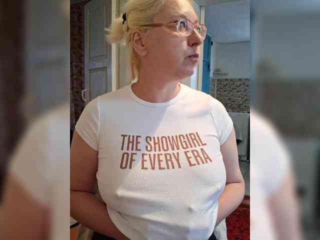 Vika211's sex show image