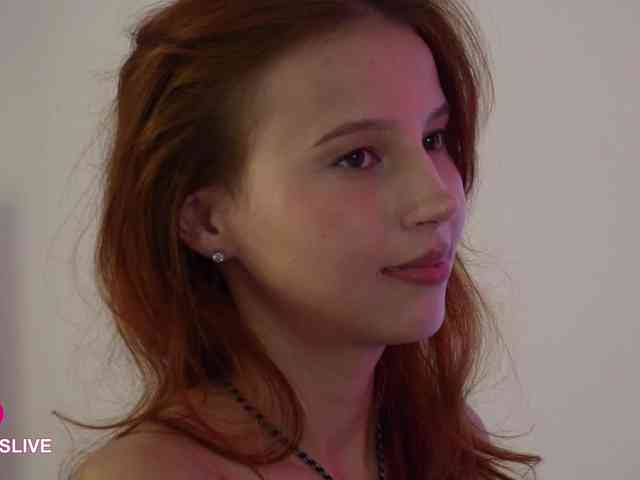 Greedy-Kim5's sex show image