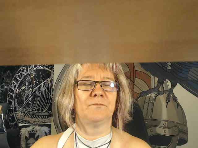 90dTitten's sex show image 90dTitten's sex show image