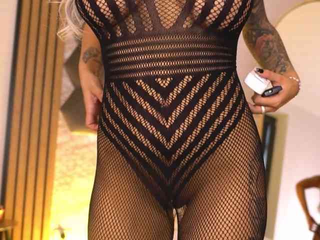 AmberGolden's sex show image AmberGolden's sex show image