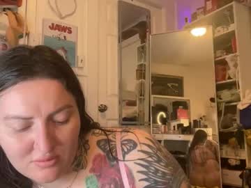 twerkingelle's sex show image