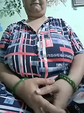 Изображение секс-шоу модели Kavya_kapoor