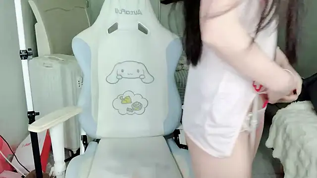 CCmakelong's sex show image