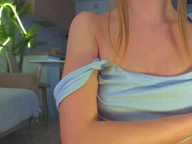 lili-roze's sex show image