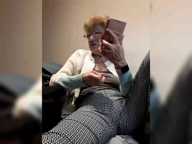 Изображение секс-шоу модели Reife-dame