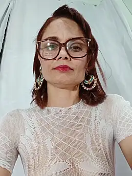 Meganlola's sex show image