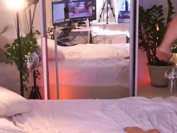 ffoxyflame's sex show image