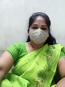 Изображение секс-шоу модели MaaliiiPonuTamil