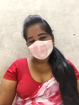 Изображение секс-шоу модели MaaliiiPonuTamil