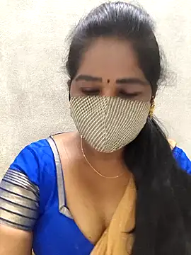 Изображение секс-шоу модели MaaliiiPonuTamil