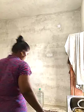 Изображение секс-шоу модели MaaliiiPonuTamil