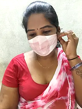 Изображение секс-шоу модели MaaliiiPonuTamil