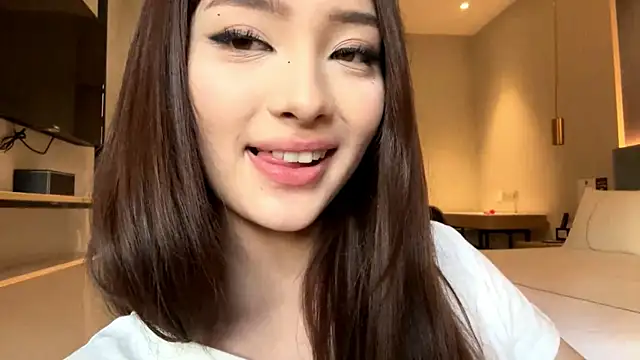 Изображение секс-шоу модели LaurelLeier