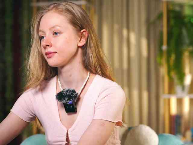 MiaVebes's sex show image MiaVebes's sex show image