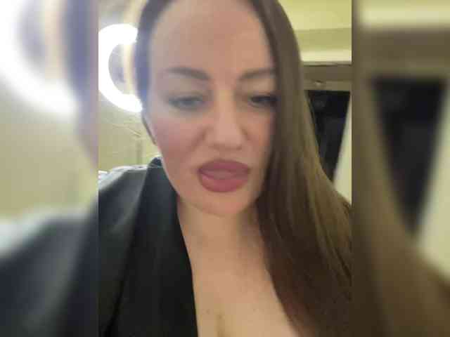 SweetyLiza's sex show image