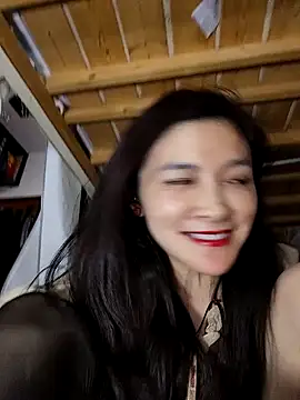 yinyin326's sex show image