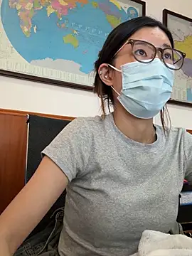 Lulu125216's sex show image