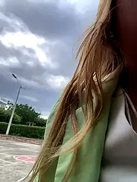 Изображение секс-шоу модели Sirel_ Изображение секс-шоу модели Sirel_