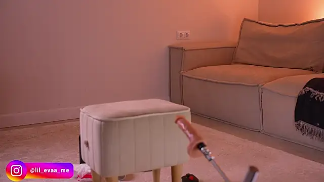 Lilevame's sex show image