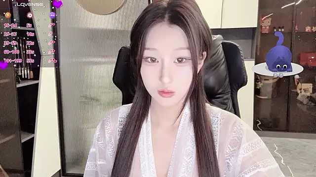 Изображение секс-шоу модели Winnie666-