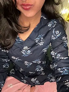 godessoflust's sex show image