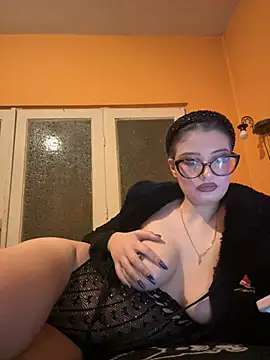 SirenLisa69's sex show image