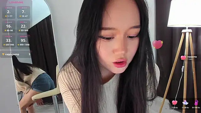 AmiliYan's sex show image