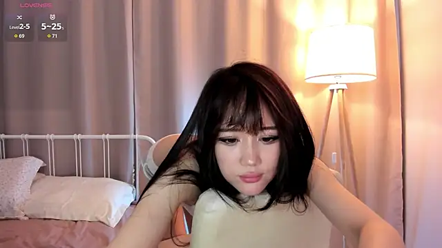 AmiliYan's sex show image