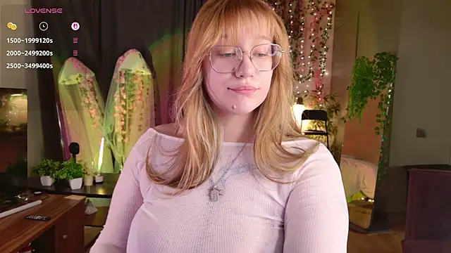 Morvelyn's sex show image