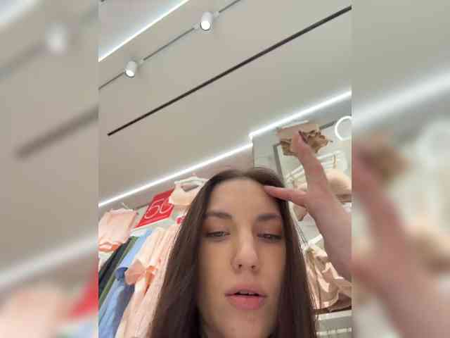 -Your-Michelle-'s sex show image