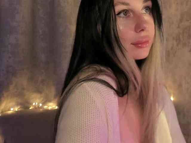 Изображение секс-шоу модели lenaaddiction