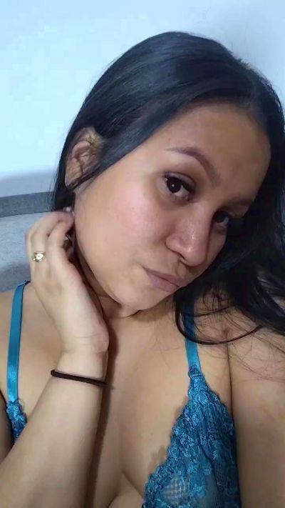 Kyrajot's sex show image