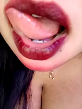 Изображение секс-шоу модели Suhanakhan00