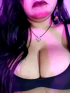 Изображение секс-шоу модели Suhanakhan04